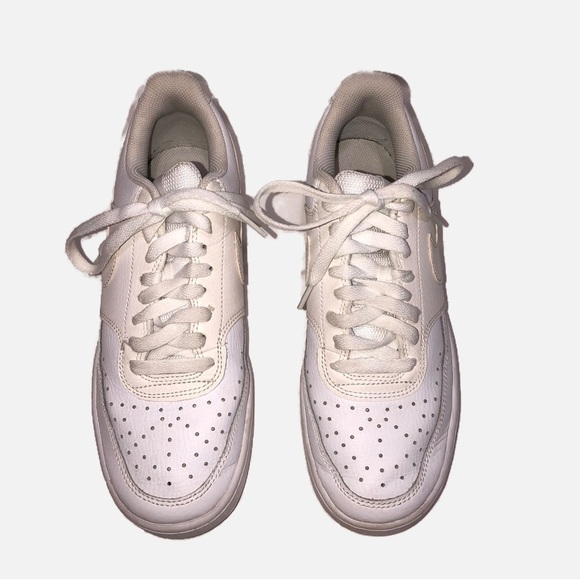 Nike Womens Court Vision Size 8.5 White Style CD5434-100 Year 2020 Low Sneaker - Picture 4 of 6